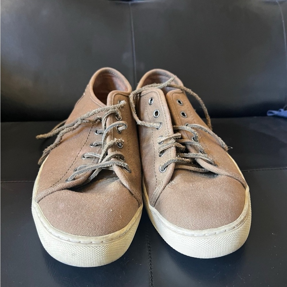 FRYE AND CO. Men's Tan Canvas Sneakers